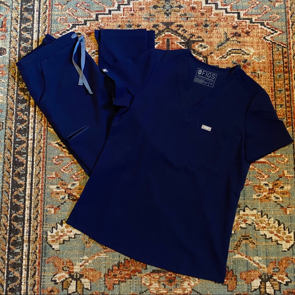 ‼️SOLD‼️FIGS Navy